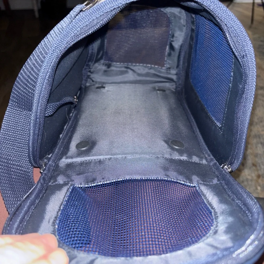 SMALL DOG OR CAT CARRIER HANDLE STRAP 11”Lx 7”W NAVY GEOMETRIC PATTERN